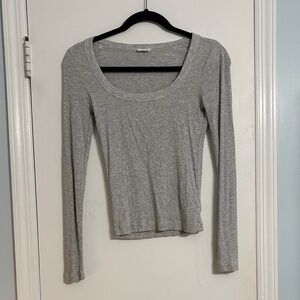 Cotton On Light Gray Long Sleeve Top